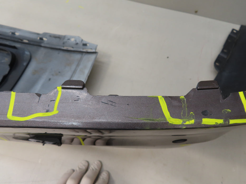 2016-2019 AUDI Q7 REAR BUMPER COVER W/VALANCE OEM 4MO807527B