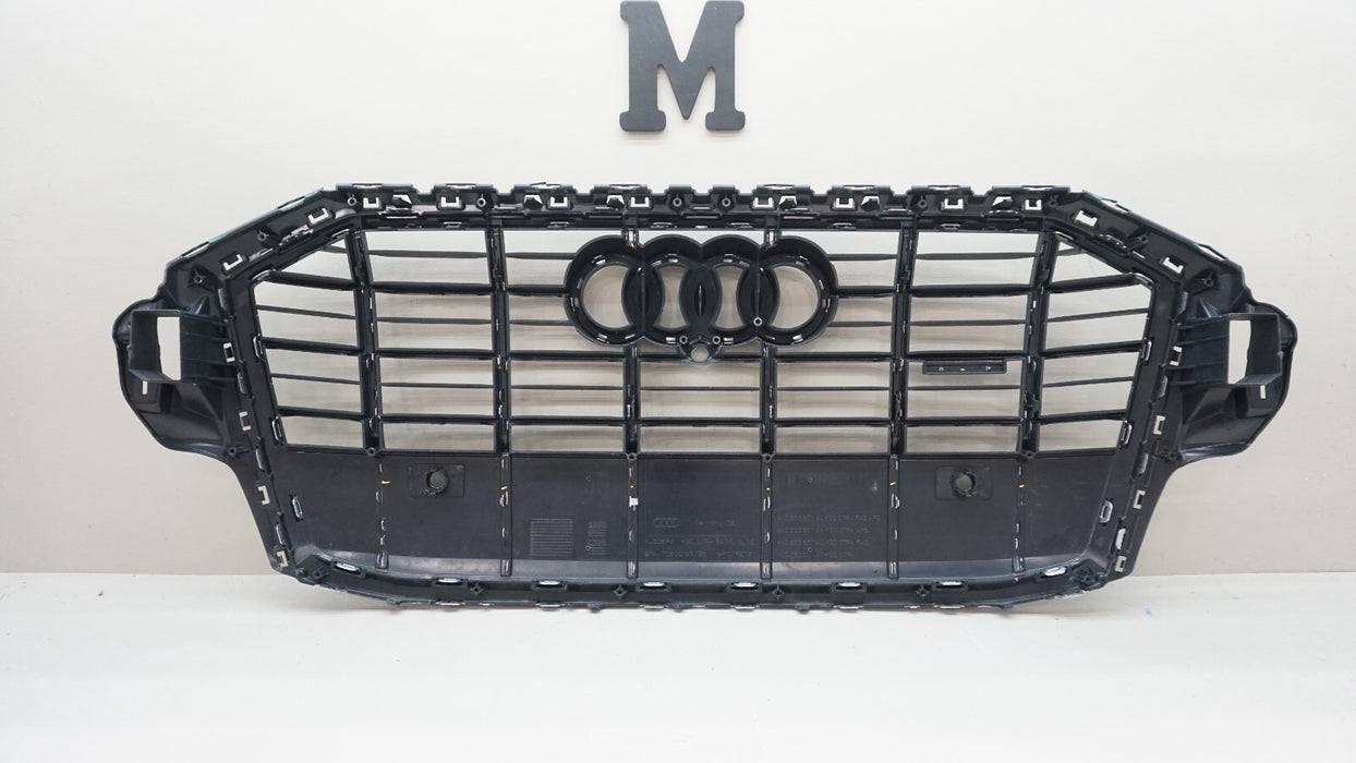 2017-2019 AUDI Q7 QUATTRO FRONT BUMPER UPPER GRILLE 4M0853651 OEM