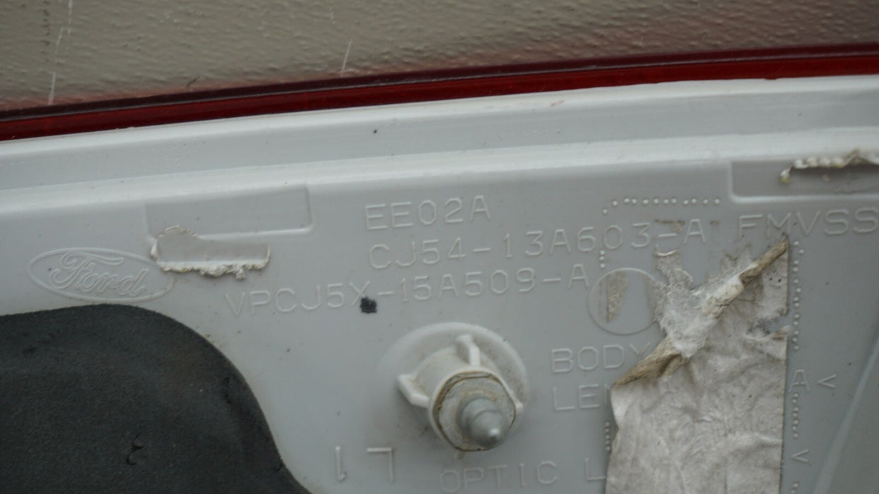 2013-2016 FORD ESCAPE REAR LEFT DRIVER  SIDE INNER TAIL LIGHT OEM 13 14 15 16
