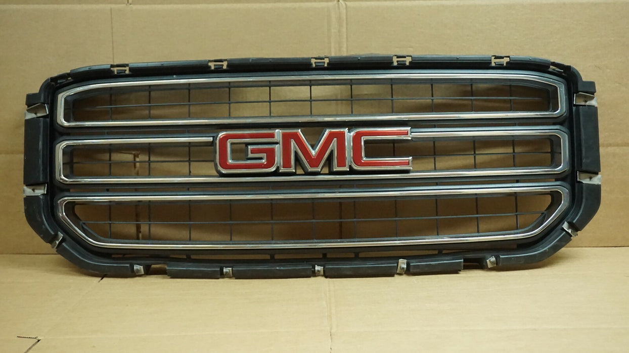 2015-2018 GMC YUKON FRONT BUMPER UPPER CENTER EXTERIOR GRILLE GRILL TRIM OEM