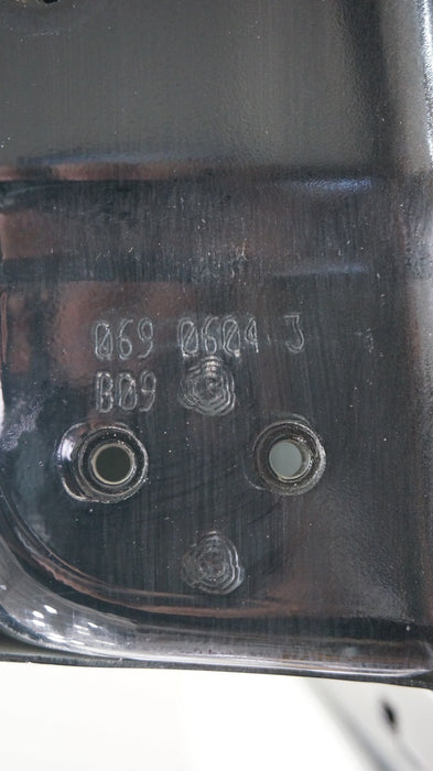 2019-2024 CHEVROLET SILVERADO 1500 REAR UPPER TAIL GATE OEM