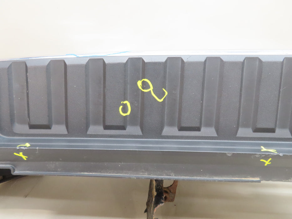2015-2019 CHEVROLET/GMC SILVERADO/SIERRA 2500/3500 REAR METAL BUMPER OEM
