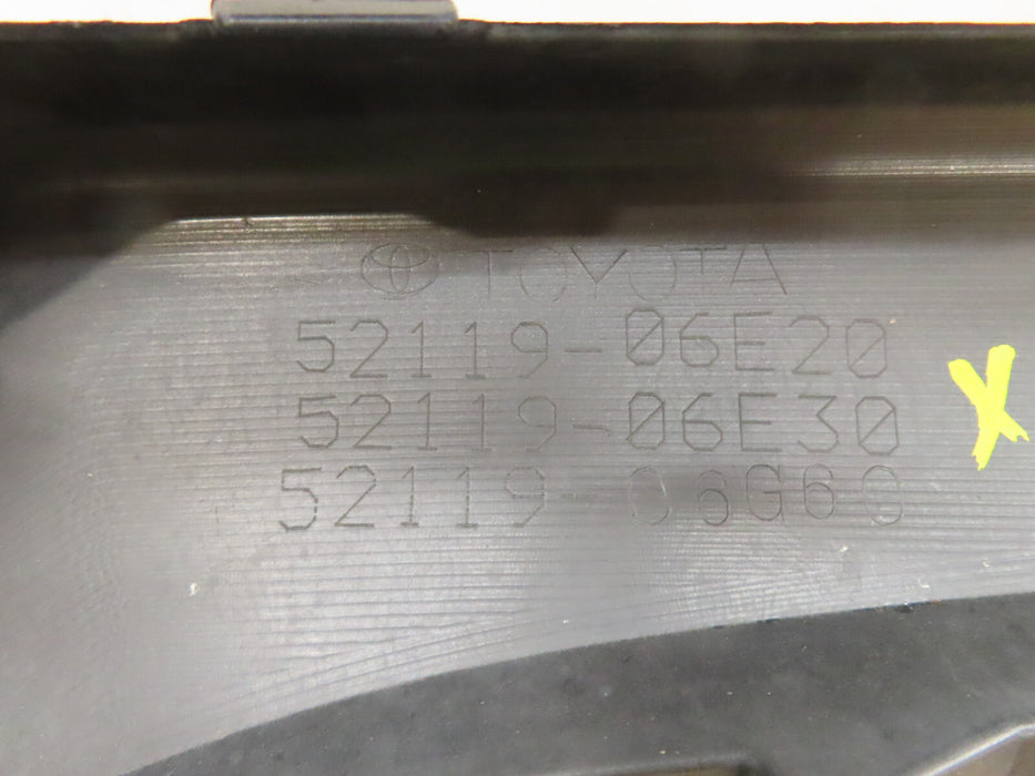 2018 2019 2020 TOYOTA CAMRY FRONT BUMPER COVER OEM 52119-06E20