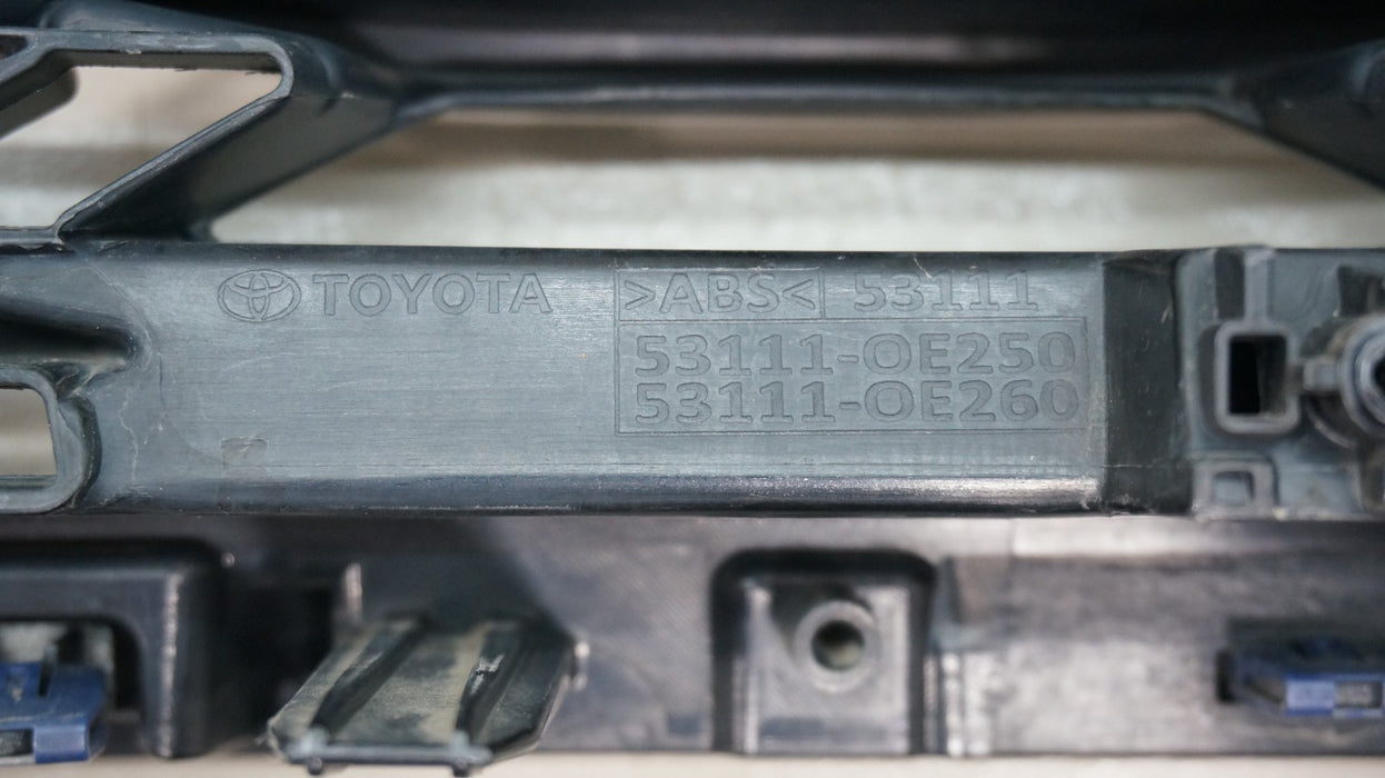 2020-2024 TOYOTA HIGHLANDER FRONT RADIATOR GRILLE GRILL 5311-OE250 OEM