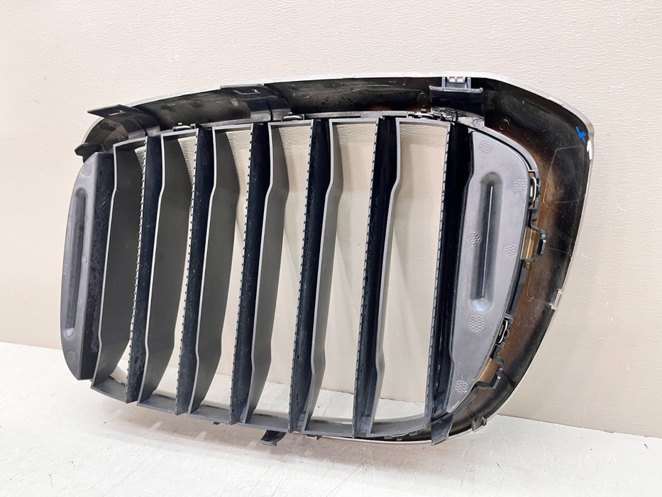 2018-2021 BMW X4 G02 RH RIGHT UPPER KIDNEY GRILLE OEM BM011.2Y20.XX00