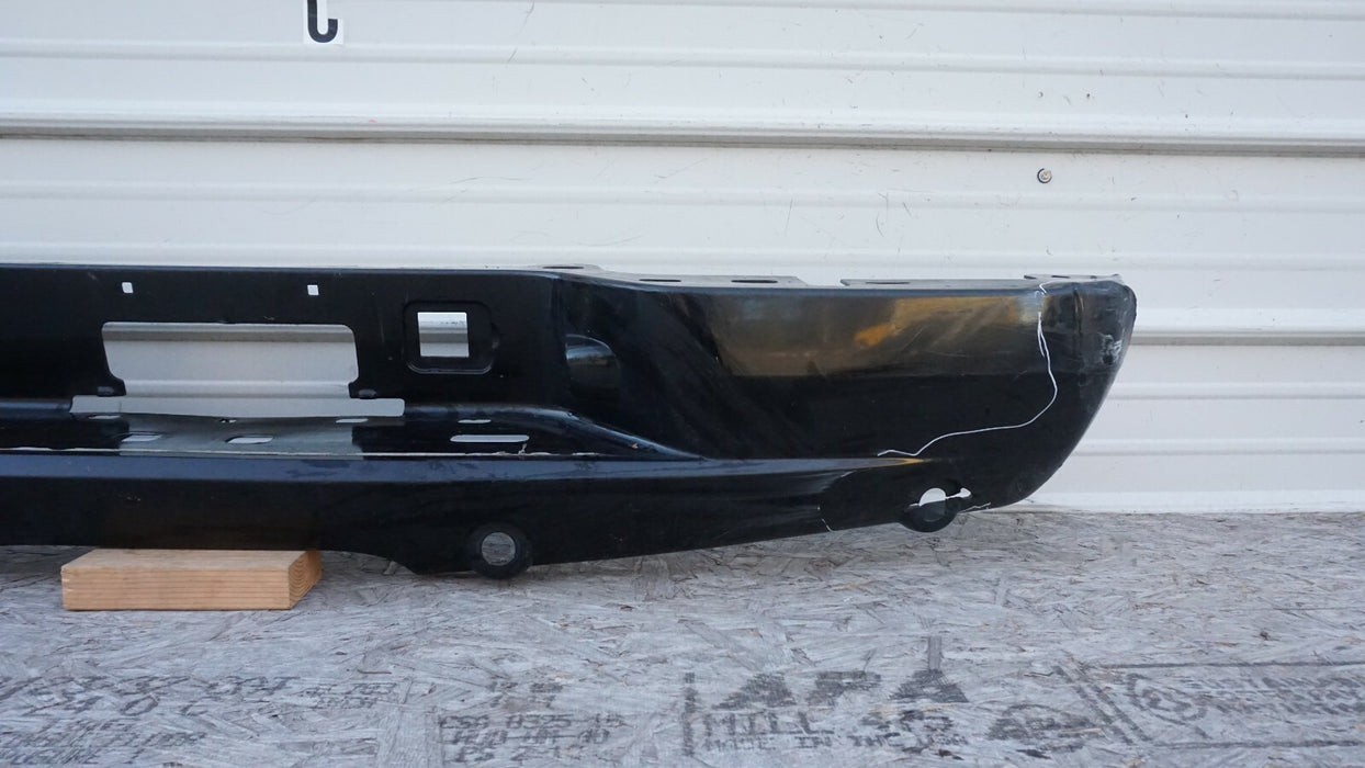 2002-2006 CADILLAC ESCALADE REAR BUMPER COVER PANEL PLASTIC OEM 15063812