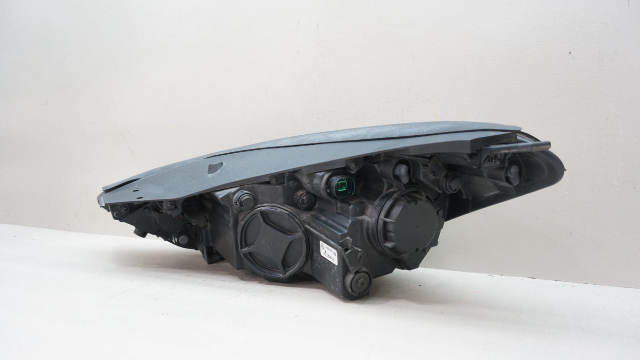 2019-2021 HYUNDAI TUCSON FRONT RIGHT PASSENGER SIDE HALOGEN HEADLIGHT OEM