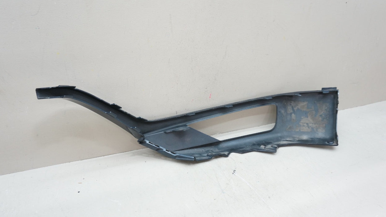 2016-2019 VOLVO XC90 FRONT RIGHT SIDE FOG LIGHT TRIM BEZEL OEM 31383801