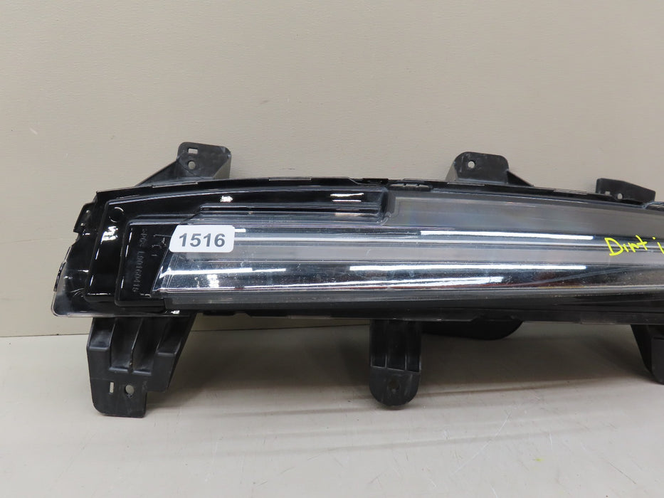 2021-2024 CADILLAC ESCALADE FRONT RIGHT PASSENGER SIDE FOG LIGHT OEM