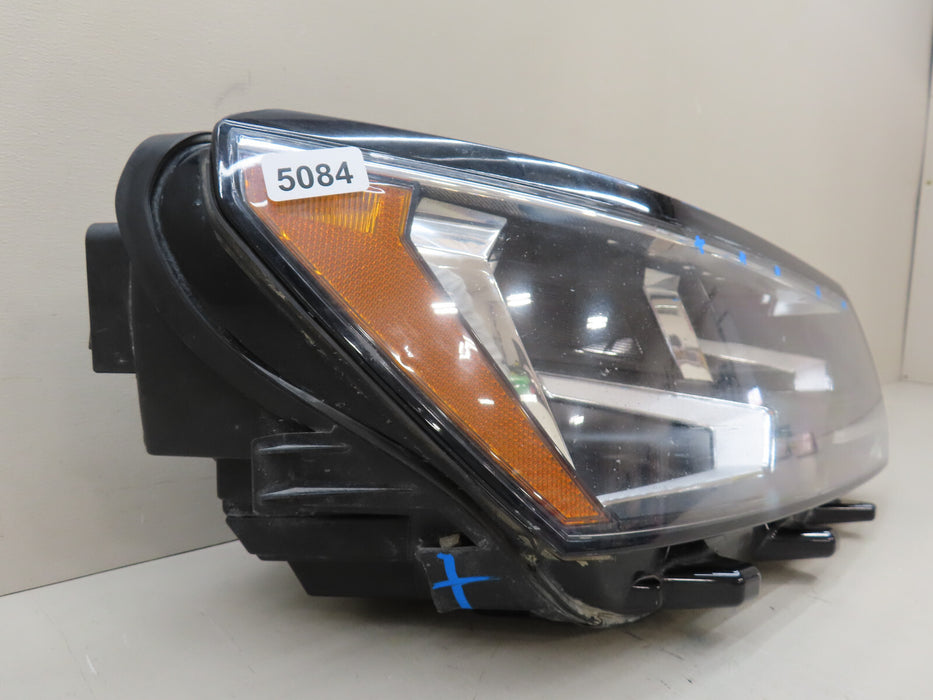 2016-2019 VOLKSWAGEN PASSAT FRONT RIGHT HEADLIGHT LAMP HALOGEN OEM