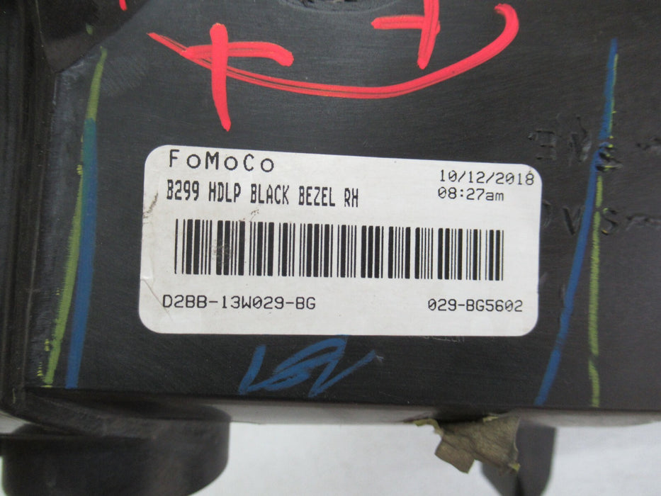 2014-2018 FORD FIESTA FRONT PASSENGER BLACK BEZEL HEADLIGHT HALOGEN HEADLAMP OEM