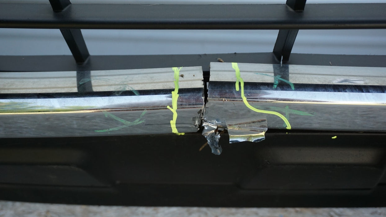 2013-2016 NISSAN PATHFINDER FRONT BUMPER COVER PANEL PLASTIC FACTORY OEM