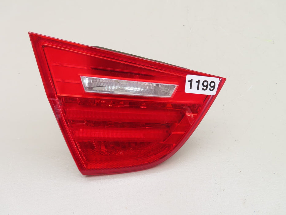 2009-2011 BMW 3 SERIES REAR LEFT DRIVER SIDE TAILLIGHT TAILLAMP ASSEMBLY OEM