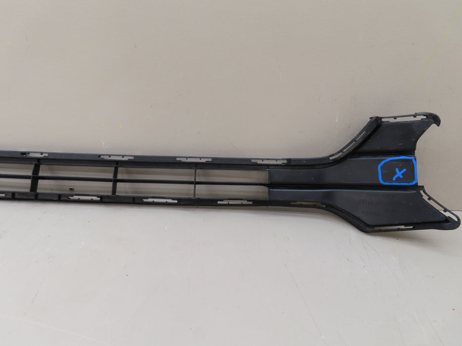 2016-2020 TOYOTA TACOMA FRONT LOWER BUMPER GRILLE GRILL OEM 53112-04050
