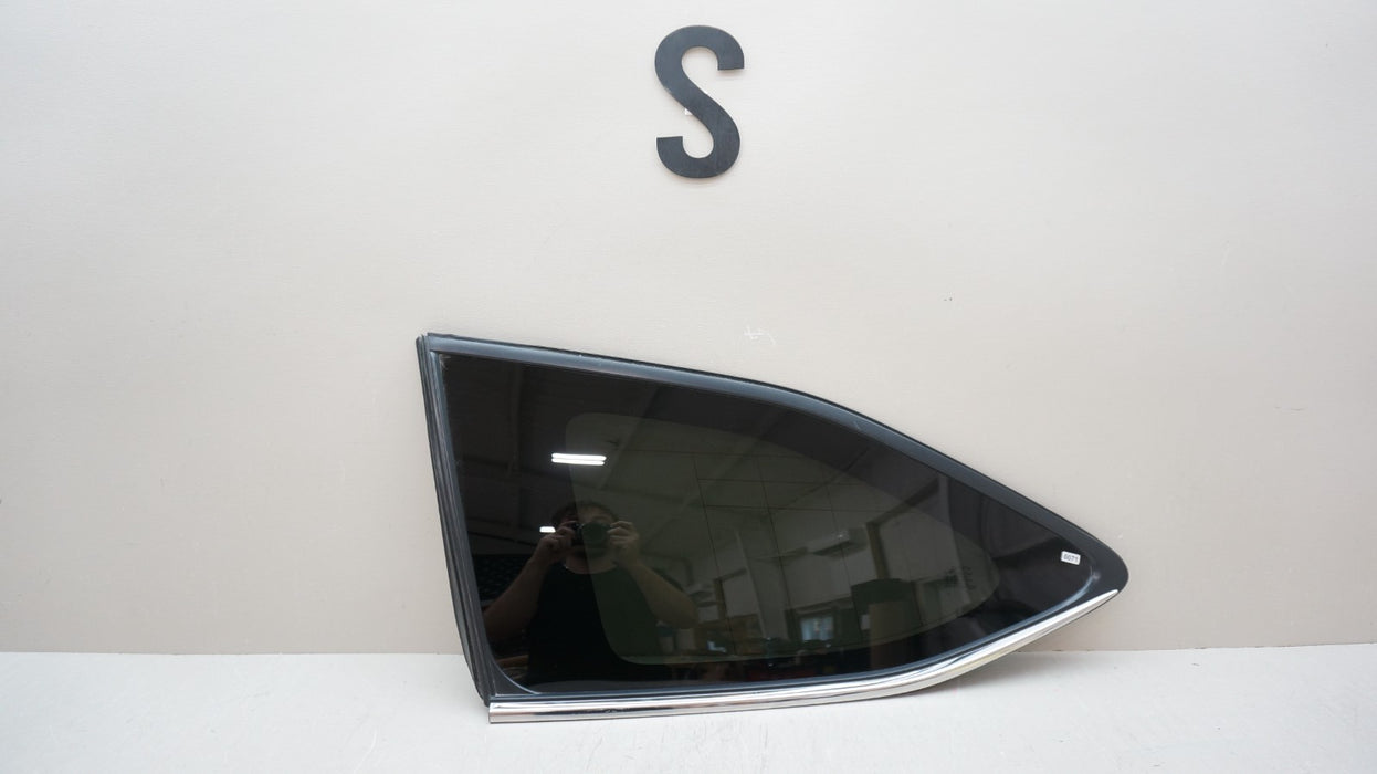 2020-2025 TOYOTA HIGHLANDER LH LEFT REAR QUARTER WINDOW CHROME OEM