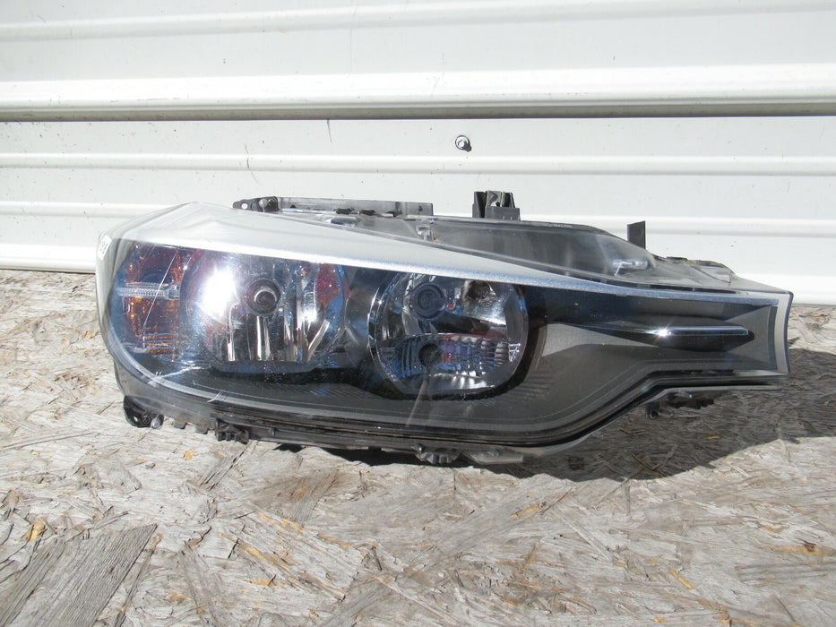 2012-2015 BMW 328I 335I F30 3 SERIES FRONT  PASSENGER HEADLIGHT HALOGEN LAMP OEM