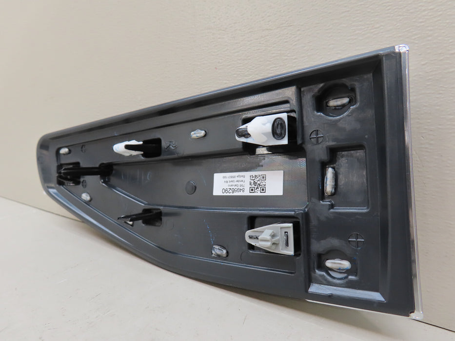 GMC FRONT RIGHT PASSENGER SIDE FENDER VENT OEM