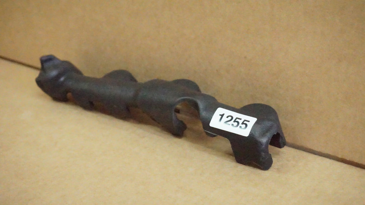 2016-2020 MERCEDES C63 AMG W205 4.0L M177 ENGINE RIGHT FUEL RAIL INSULATION OEM