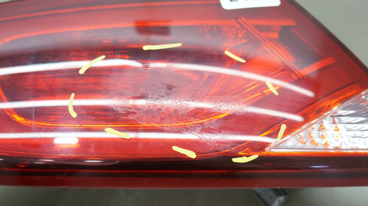 2015-2017 CHRYSLER 200 REAR LEFT DRIVERS SIDE TAIL LIGHT OEM