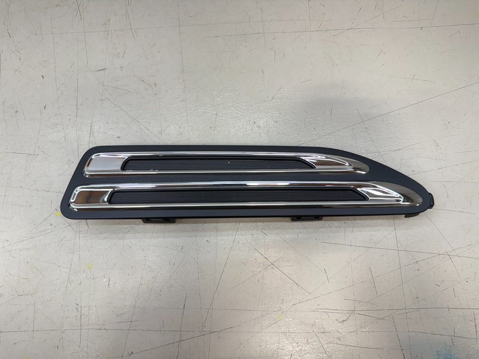 2016-2018 KIA OPTIMA LH FRONT FENDER VENT GARNISH 87771-D4000 OEM