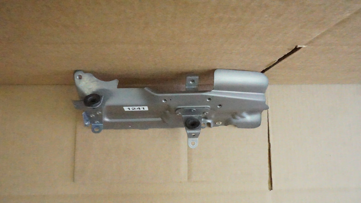 2016-2020 MERCEDES C63 AMG W205 4.0L M177 TURBO RIGHT PASSENGER HEAT SHIELD OEM