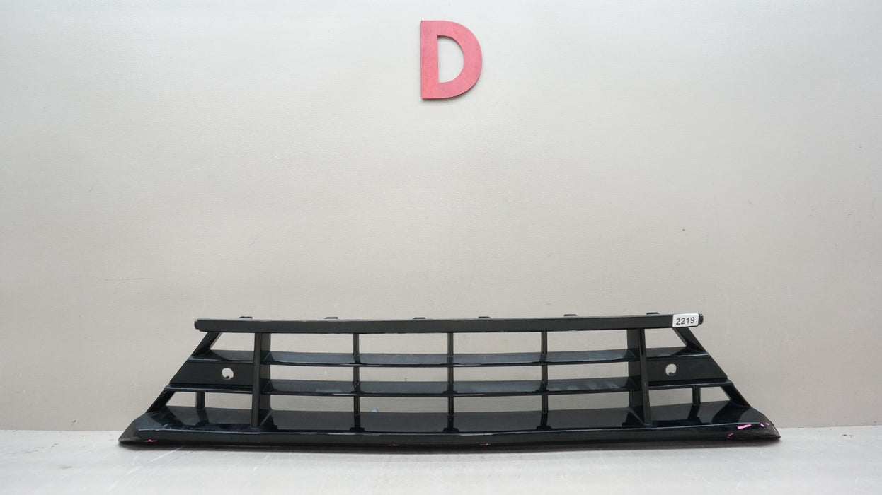 2022-2025 VOLVO XC60 FRONT LOWER BUMPER GRILLE OEM 32234959