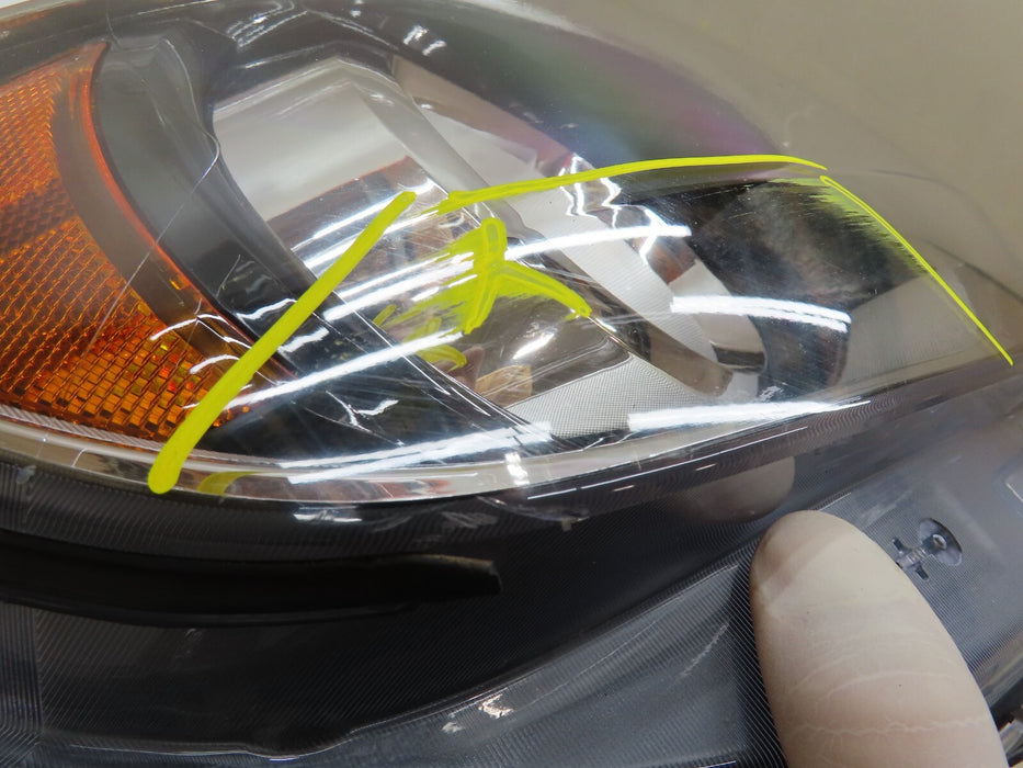 2015-2020 CHEVROLET COLORADO FRONT RIGHT SIDE HEADLIGHT HALOGEN PROJECTOR OEM