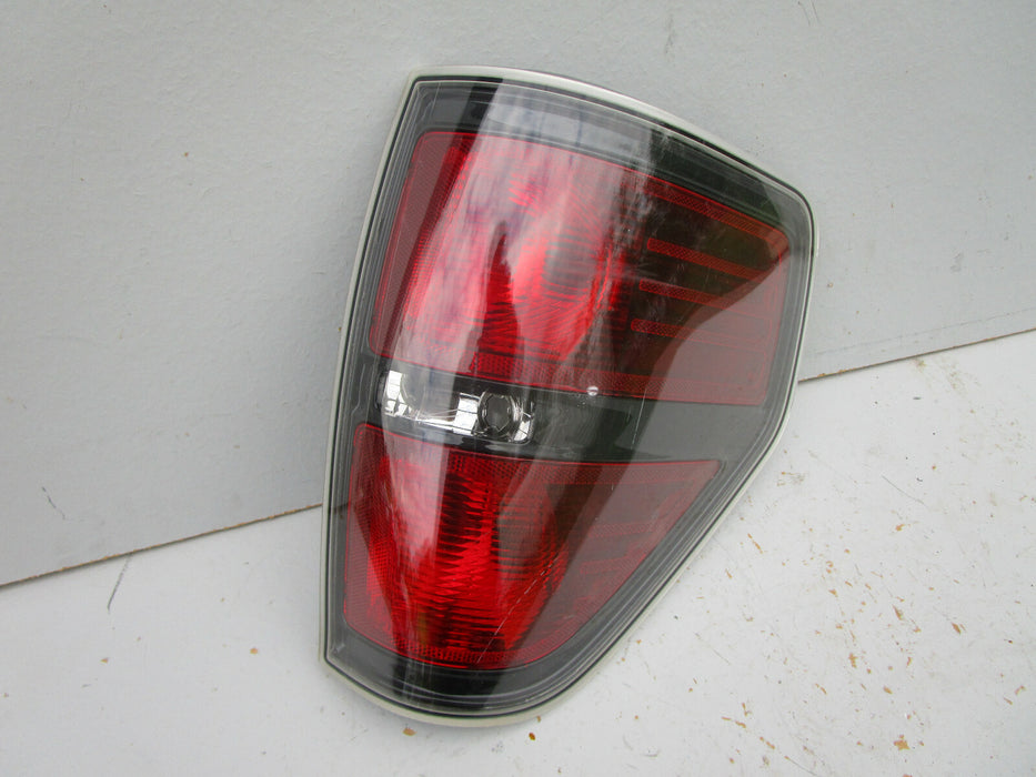 10 11 12 13 14 FORD F150 F-150 RIGHT REAR TAIL LIGHT TAIL LAMP OEM