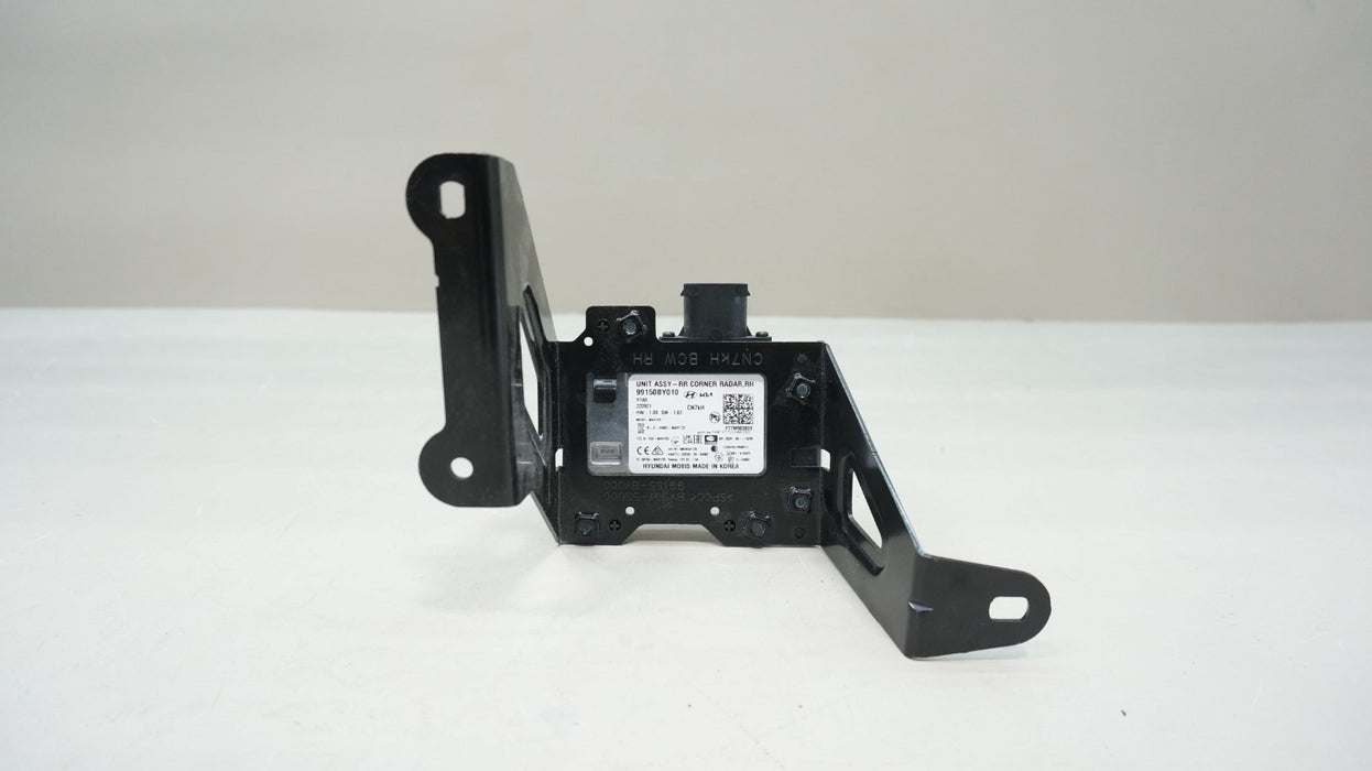 2021-2022 HYUNDAI ELANTRA REAR RIGHT CORNER RADAR SENSOR OEM 99150BY010