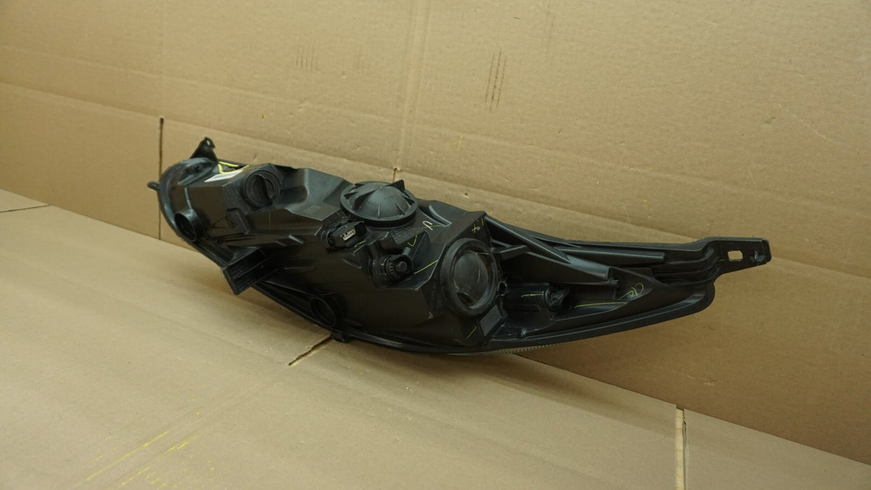 2014-2017 FORD FIESTA RIGHT PASSENGER SIDE HEADLIGHT HALOGEN OEM D2BB13W029BC