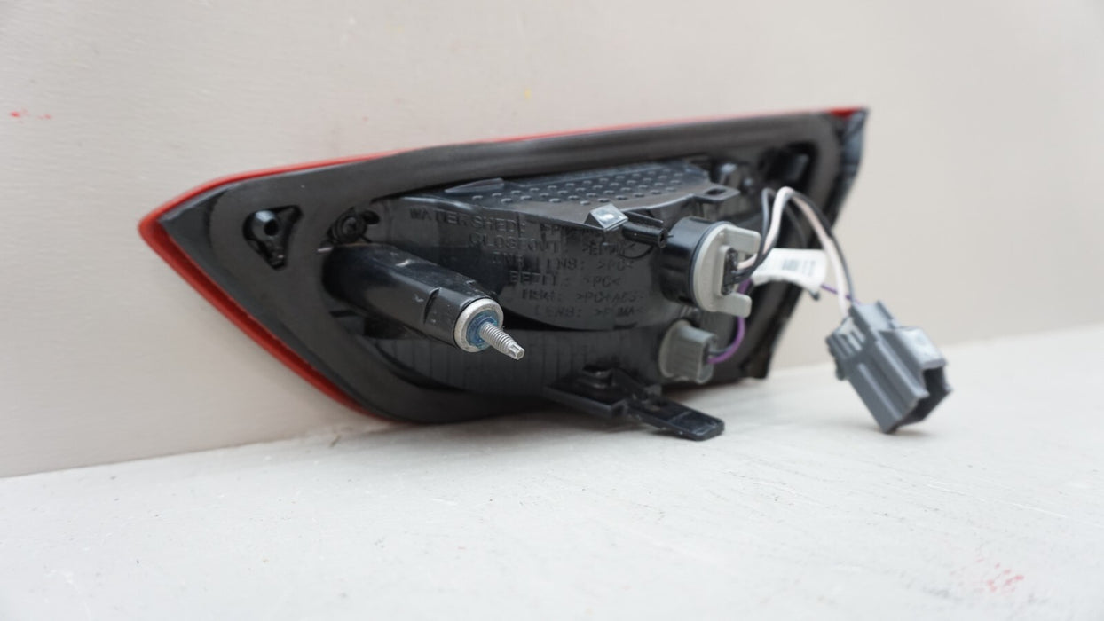 2016-2018 CHEVROLET MALIBU REAR LH LEFT DRIVER SIDE INNER TAIL LIGHT OEM