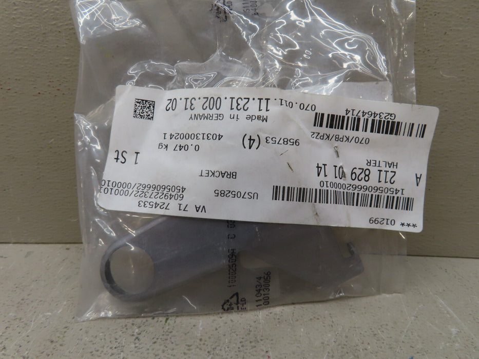 2003-2009 MERCEDES-BENZ E350 E550 E63AMG FRONT DRIVER SIDE HEADLIGHT BRACKET OEM