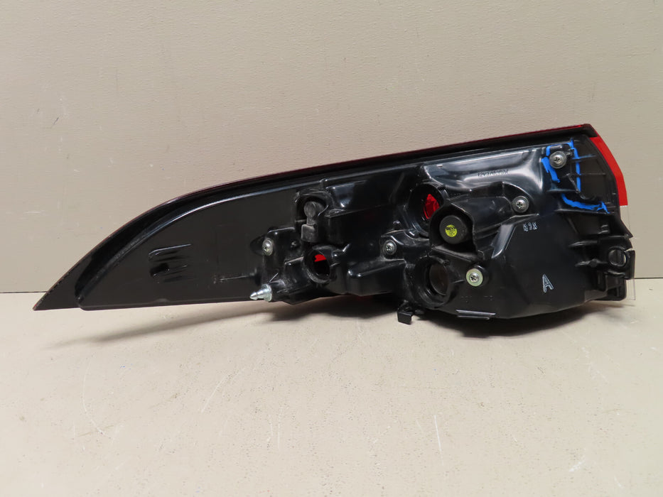 2019 2020 2021 2022 TOYOTA COROLLA SEDAN TAIL LIGHT LAMP PASSENGER RIGHT RH OEM