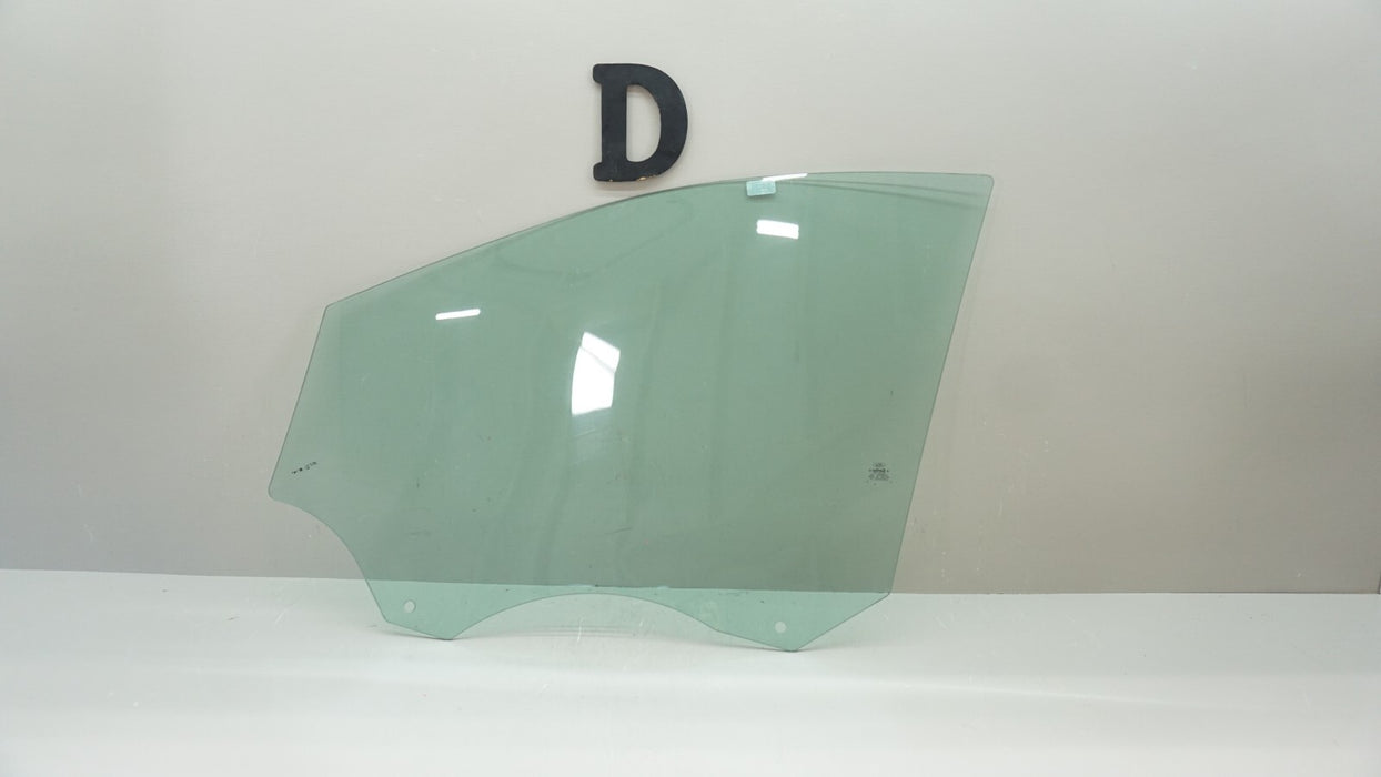 2013-2016 FORD ESCAPE SE FRONT RIGHT PASSENGER SIDE DOOR GLASS WINDOW OEM