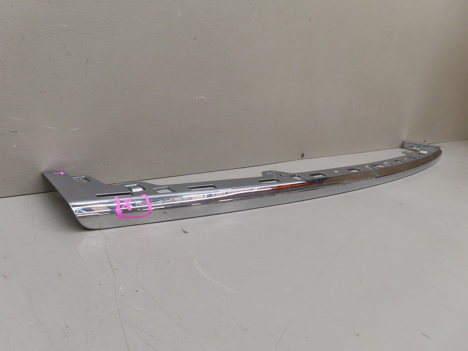 2011-2022 JEEP GRAND CHEROKEE WK REAR BUMPER STEP PAD MOLDING OEM