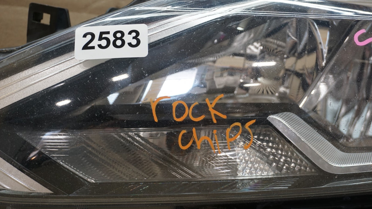 2016-2019 NISSAN VERSA FRONT LEFT DRIVERS SIDE HEADLIGHT OEM 16 17 18 19