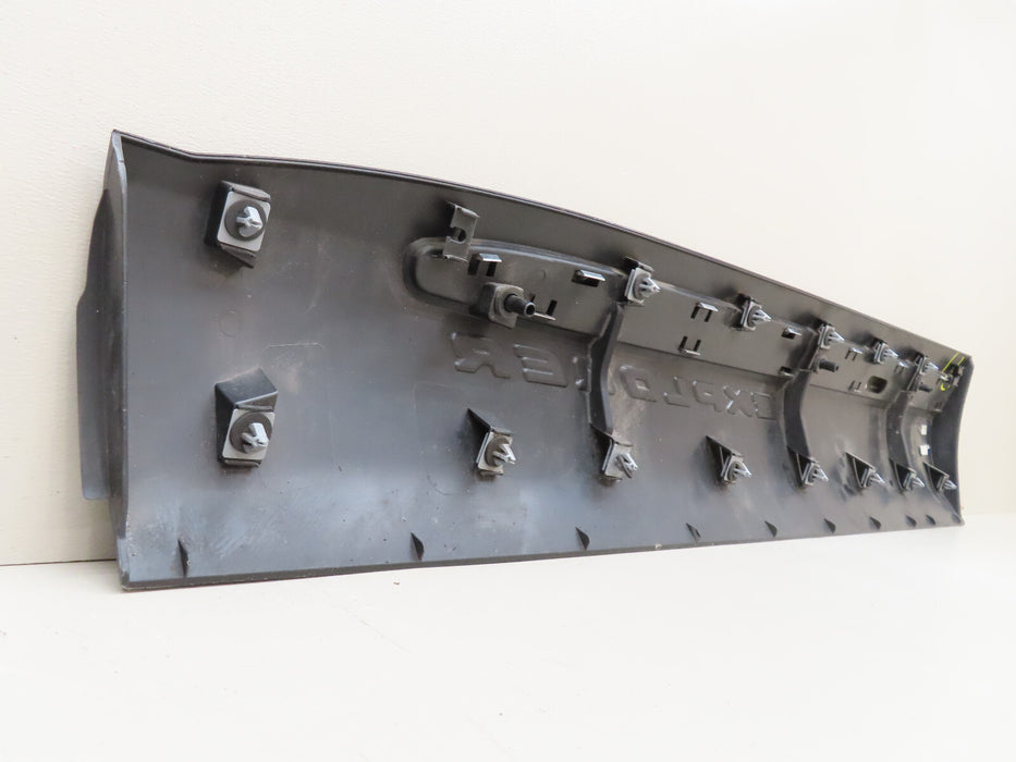 2020-2021 FORD EXPLORER FRONT RIGHT PASSENGER DOOR LOWER MOLDING OEM LB5B-S20848