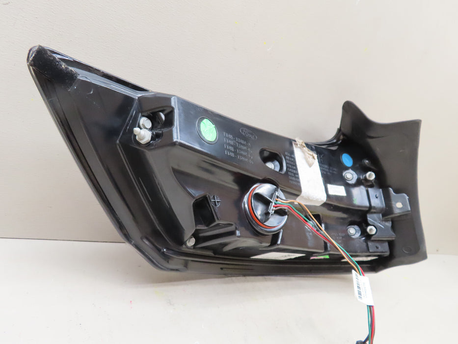 2015-2018 FORD EDGE RIGHT RH LED TAIL LIGHT LAMP OEM  HT4Z13404D