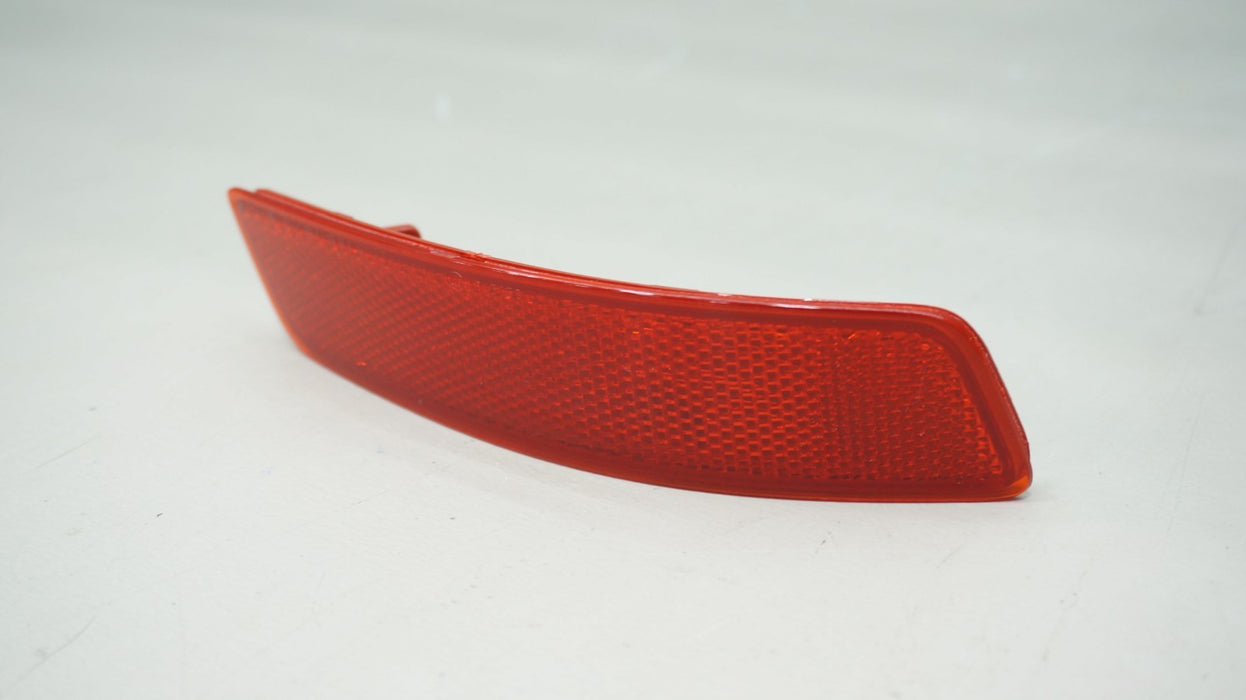 2013-2018 LEXUS ES GS REAR RIGHT PASSENGER SIDE BUMPER REFLECTOR 81910-30040 OEM