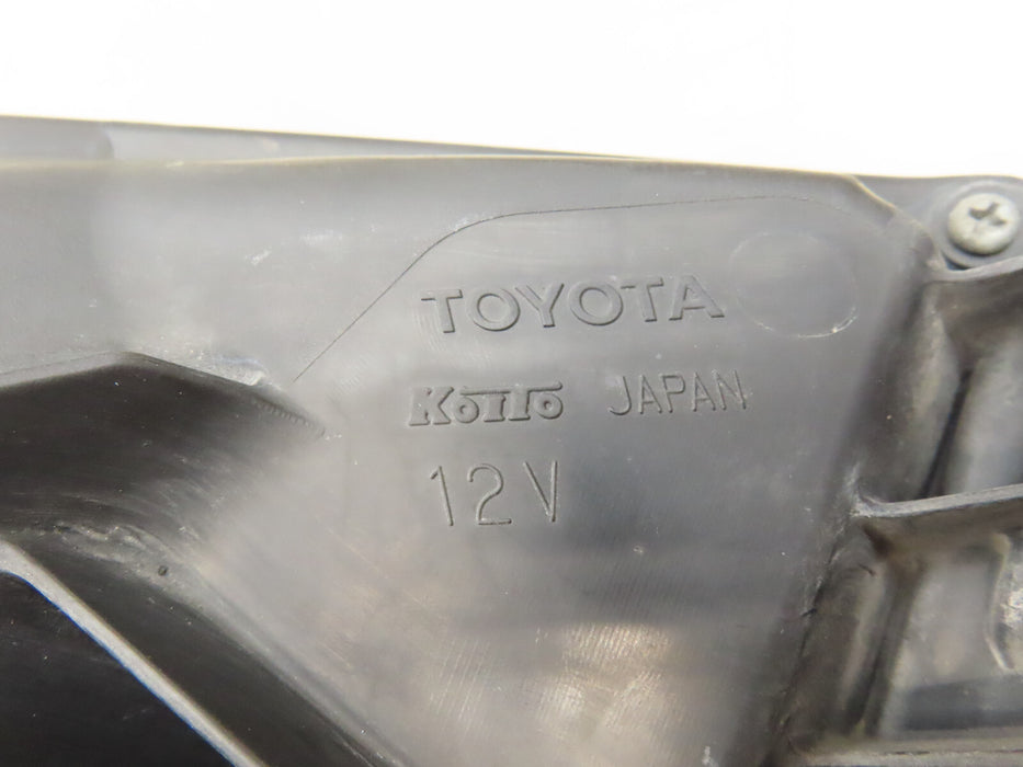 2014-2020 TOYOTA 4RUNNER FRONT LEFT DRIVER SIDE HEADLIGHT HALOGEN OEM