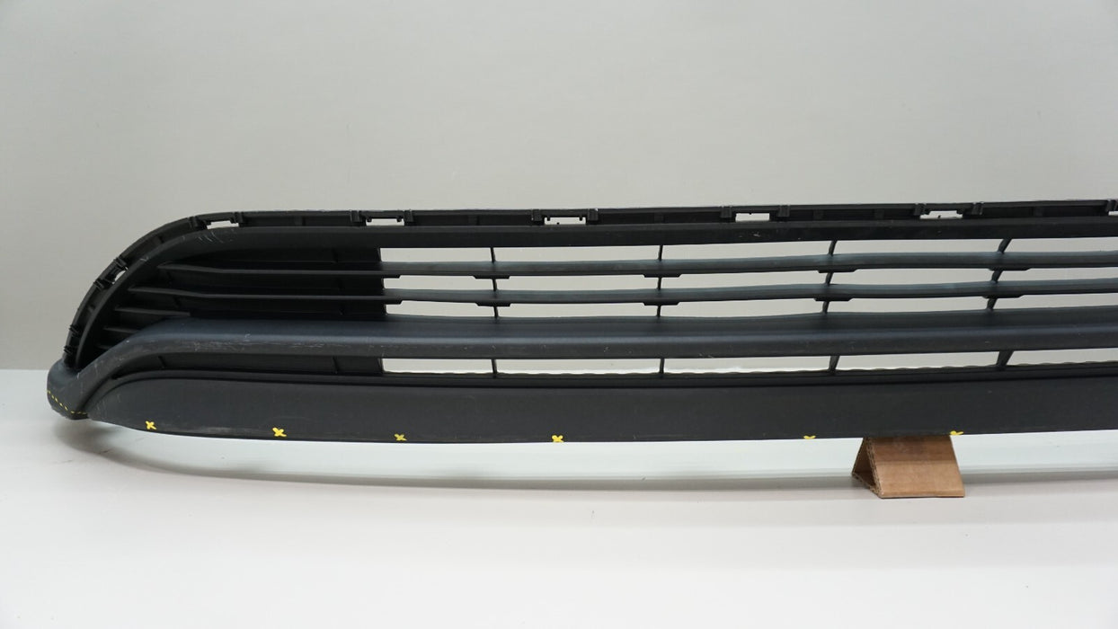 2020-2021 TOYOTA HIGHLANDER FRONT LOWER BUMPER COVER VALANCE OEM 521290E070