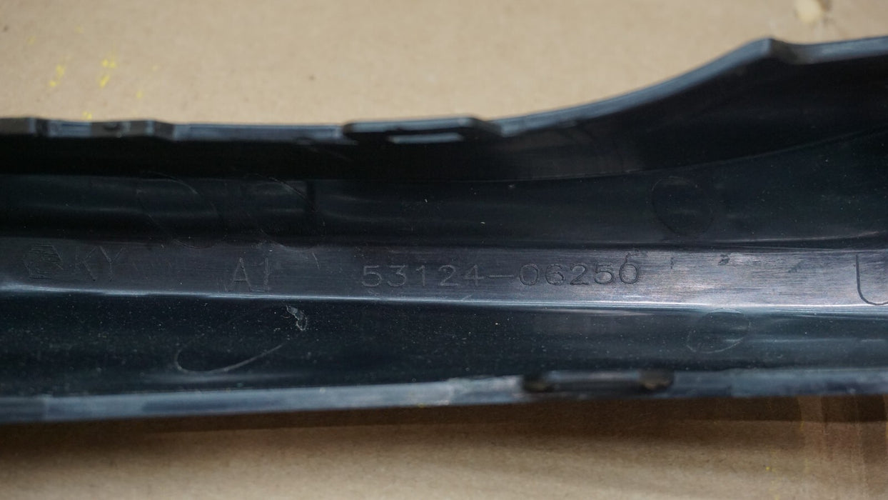 2021 TOYOTA CAMRY XE XSE NIGHTSHADE LOWER TRIM MOLDING OEM 53124-06250 21