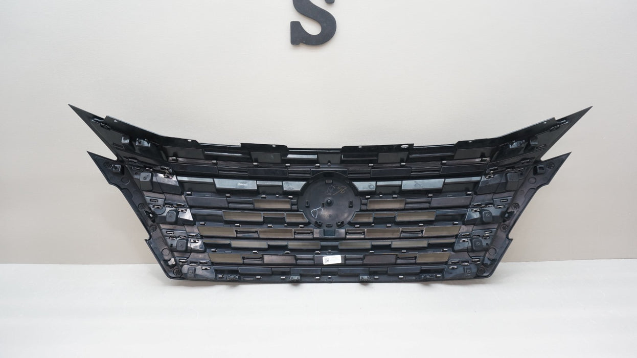 2024-2025 NISSAN ROGUE FRONT BUMPER RADIATOR GRILLE OEM