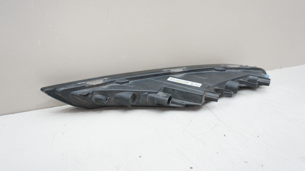 2015-2018 PORSCHE MACAN RH RIGHT FRONT LED DRL TURN SIGNAL 95B-941.182.A OEM