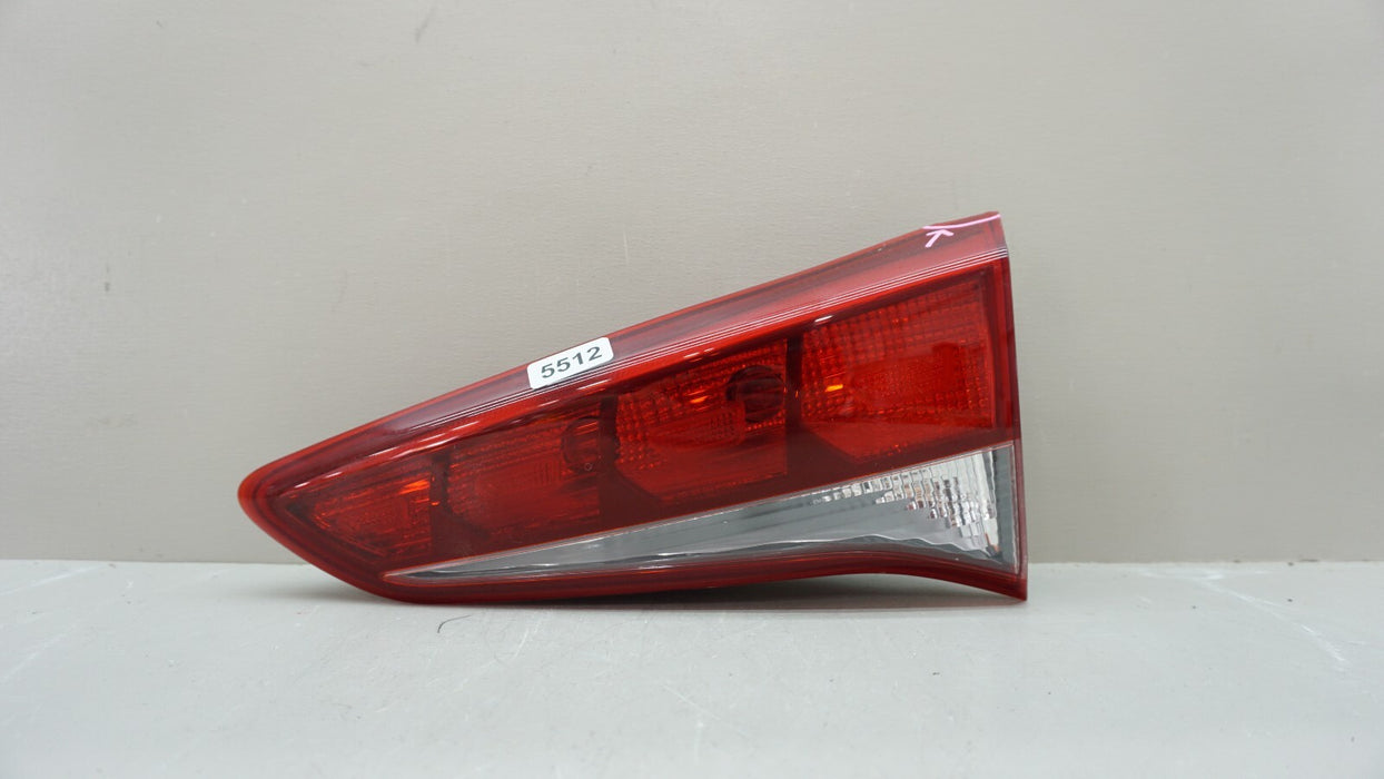 2016-2018 HYUNDAI TUCSON REAR RH RIGHT PASSENGER SIDE INNER TAIL LIGHT OEM