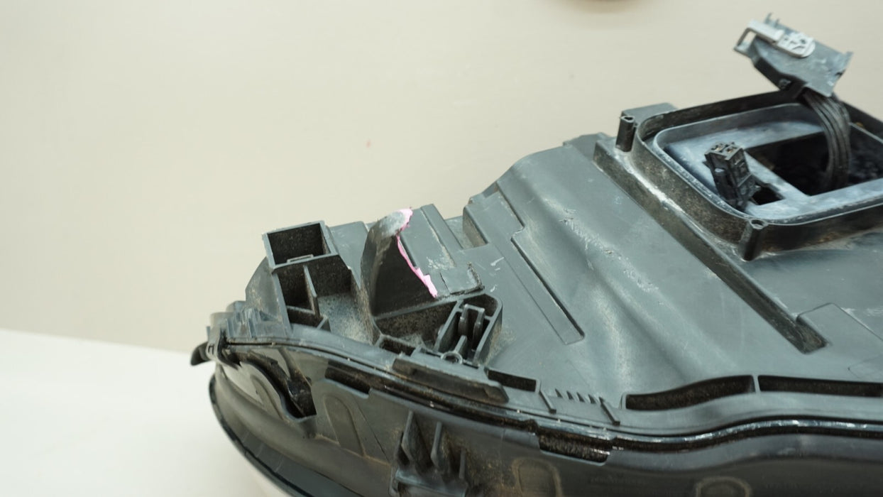 2015-2018 MERCEDES BENZ C-CLASS FRONT LEFT DRIVERS SIDE LED HEADLIGHT  *PARTS*