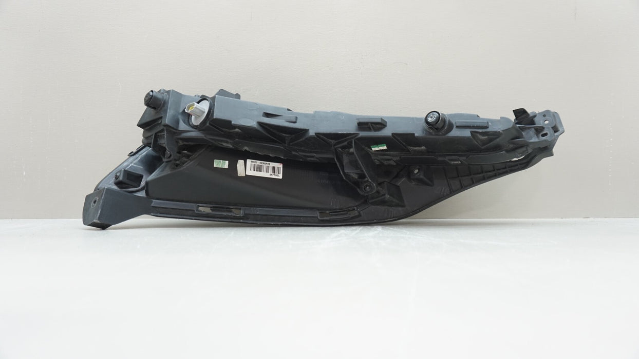 2015-2017 HYUNDAI SONATA FRONT LEFT DRIVERS SIDE FOG LIGHT W/ BEZEL OEM