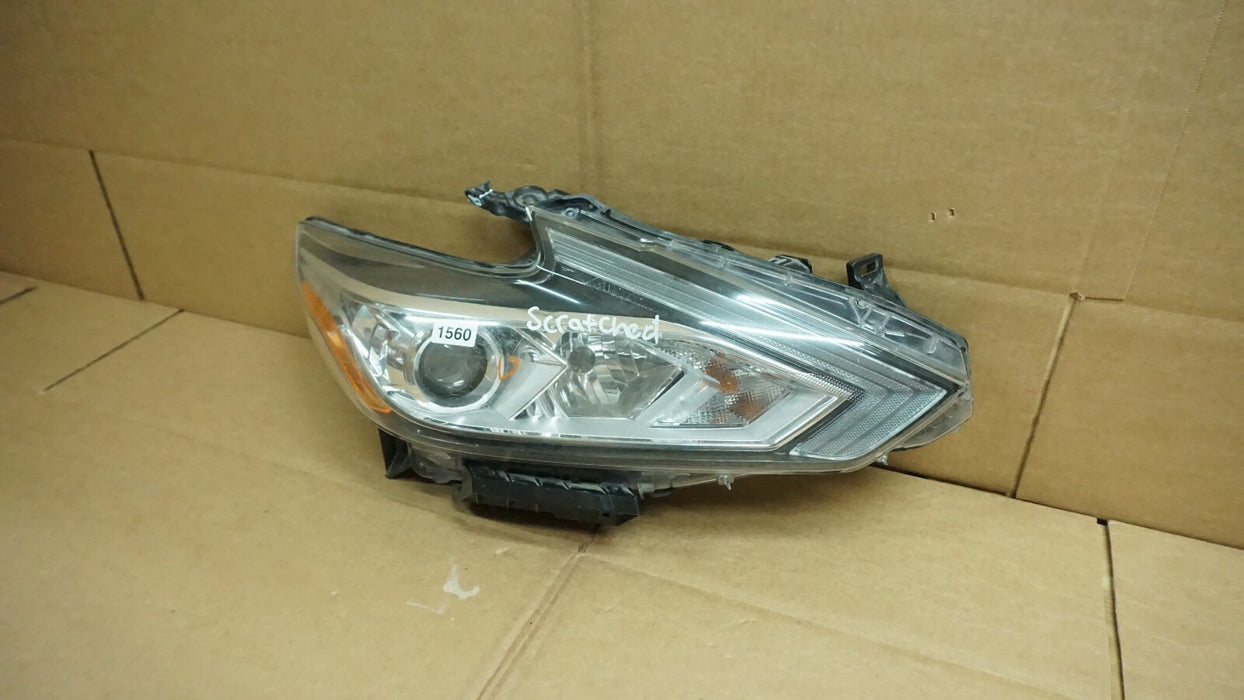 2016-2018 NISSAN ALTIMA RIGHT PASSENGER SIDE HALOGEN HEADLIGHT OEM