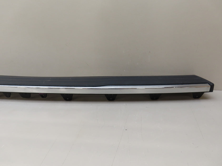 2015-2020 CHEVROLET SUBURBAN/TAHOE REAR BUMPER STEP PAD COVER OEM 29936468