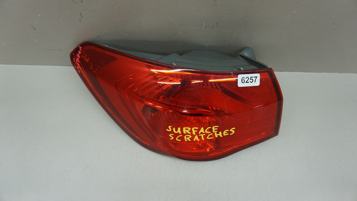 2011-2013 KIA FORTE REAR RIGHT DRIVERS SIDE TAIL LIGHT OEM 11 12 13